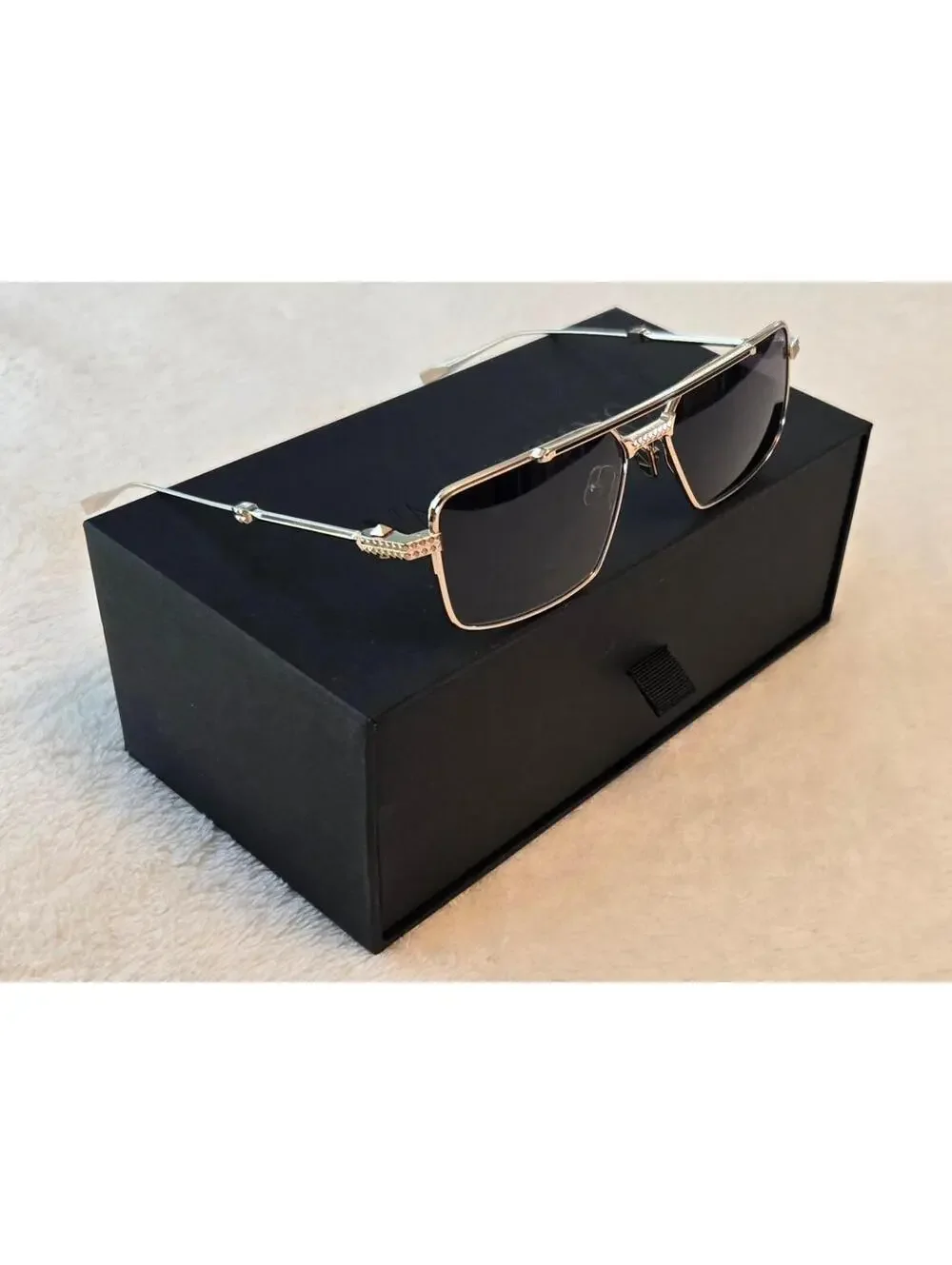 Authentic Valentino V-SEI VLS-111A Gold Titanium Luxury Aviator Sunglasses Japan